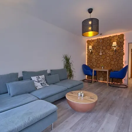 Merblick - Pool - Balkon - Panorama شقة