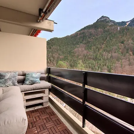 Merblick - Pool - Balkon - Panorama